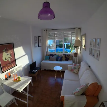 B&B Nerja ベッド・アンド・ブレックファスト ネルハ